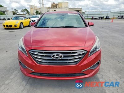 Piąte zdjęcie samochodu w środku: 2017 HYUNDAI SONATA SE VIN:5NPE24AF4HH473604 - miniatura