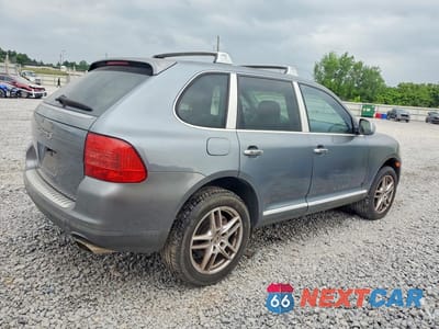 Trzecie zdjęcie samochodu z tyłu: 2004 PORSCHE CAYENNE S VIN:WP1AB29P04LA69462 - miniatura