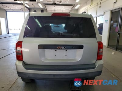 Zdjęcie 6 z 13 samochodu: 2011 JEEP PATRIOT SPORT VIN:1J4NT1GA6BD132347 - miniatura
