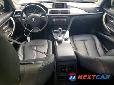 Zdjęcie 8 z 12 samochodu: 2015 BMW 320 I XDRIVE VIN:WBA3C3G56FNS74092 - miniatura