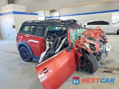 Czwarte zdjęcie samochodu z boku: 2014 MINI COOPER CLUBMAN VIN:WMWZF3C5XET571612 - miniatura