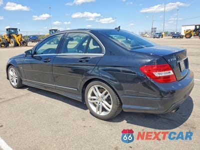 Drugie zdjęcie samochodu z przodu: 2012 MERCEDES-BENZ C 250 VIN:WDDGF4HB4CR218491 - miniatura