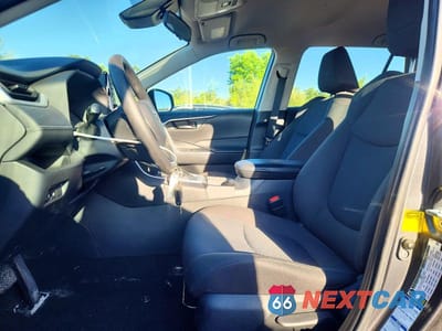 Zdjęcie 7 z 12 samochodu: 2022 TOYOTA RAV4 LE VIN:2T3F1RFV0NC276570 - miniatura