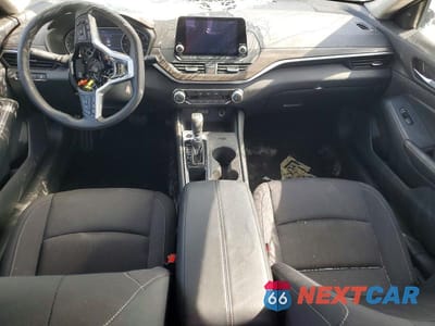Zdjęcie 8 z 12 samochodu: 2025 NISSAN ALTIMA SV VIN:1N4BL4DV1SN328763 - miniatura