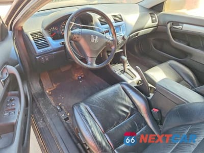 Zdjęcie 8 z 12 samochodu: 2006 HONDA ACCORD EX VIN:1HGCM82656A001263 - miniatura