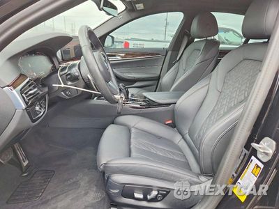 Zdjęcie 7 z 13 samochodu: 2023 BMW 530 I VIN:WBA53BH02PCM79296 - miniatura