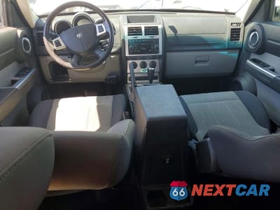 Zdjęcie 8 z 13 samochodu: 2007 DODGE NITRO SLT VIN:1D8GU58KX7W529387 - miniatura