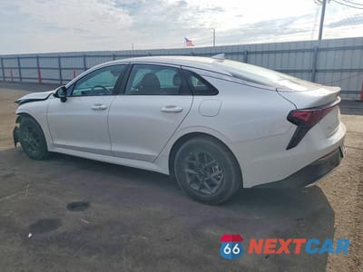 Drugie zdjęcie samochodu z przodu: 2026 KIA K5 LXS VIN:KNAG24J71T5427252 - miniatura