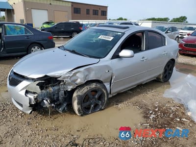 2004 MAZDA 3 I JM1BK12F641182829 - główne zdjęcie licytacji z USA - miniatura