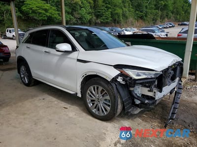 Czwarte zdjęcie samochodu z boku: 2023 INFINITI QX50 LUXE VIN:3PCAJ5BB9PF114572 - miniatura