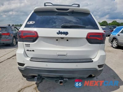 Zdjęcie 6 z 12 samochodu: 2018 JEEP GRAND CHEROKEE LAREDO VIN:1C4RJFAGXJC357849 - miniatura