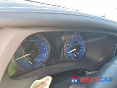 Zdjęcie 9 z 13 samochodu: 2018 TOYOTA SIENNA XLE 8-PASSENGER VIN:5TDYZ3DC0JS914357 - miniatura