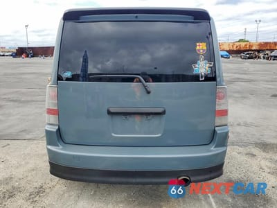 Zdjęcie 6 z 12 samochodu: 2004 TOYOTA SCION XB VIN:JTLKT324X40168014 - miniatura