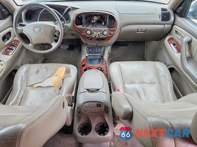 Zdjęcie 8 z 13 samochodu: 2005 TOYOTA SEQUOIA LIMITED VIN:5TDBT48AX5S249284 - miniatura