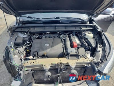 Zdjęcie 11 z 12 samochodu: 2020 TOYOTA HIGHLANDER XLE VIN:5TDHZRBH2LS508889 - miniatura