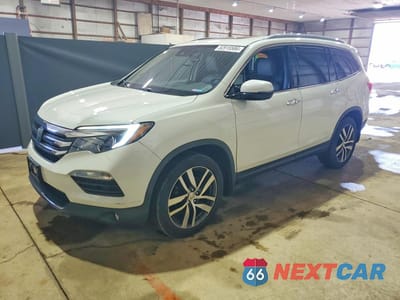 2017 HONDA PILOT TOURING 5FNYF6H9XHB098345 - główne zdjęcie licytacji z USA - miniatura