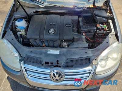 Zdjęcie 11 z 12 samochodu: 2010 VOLKSWAGEN JETTA S VIN:3VWJX7AJ9AM102537 - miniatura