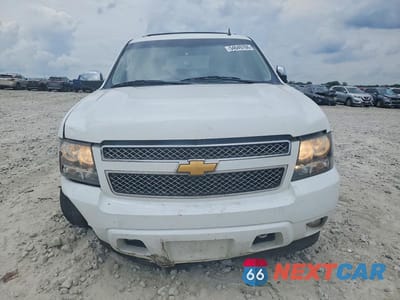Piąte zdjęcie samochodu w środku: 2013 CHEVROLET TAHOE C1500 LS VIN:1GNSCAE06DR361403 - miniatura