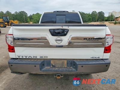 Zdjęcie 6 z 12 samochodu: 2018 NISSAN TITAN XD PLATINUM RESERVE VIN:1N6BA1F49JN549624 - miniatura