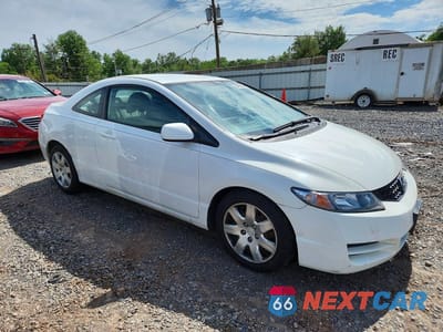 Czwarte zdjęcie samochodu z boku: 2011 HONDA CIVIC LX VIN:2HGFG1B69BH502986 - miniatura