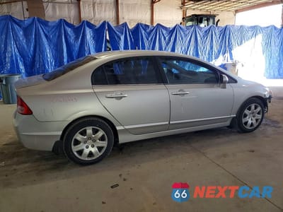 Trzecie zdjęcie samochodu z tyłu: 2006 HONDA CIVIC LX VIN:1HGFA16596L013354 - miniatura