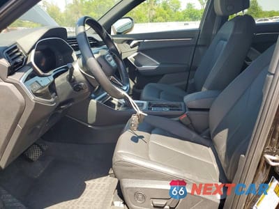 Zdjęcie 7 z 13 samochodu: 2019 AUDI Q3 PRESTIGE S-LINE VIN:WA1FECF3XK1085371 - miniatura