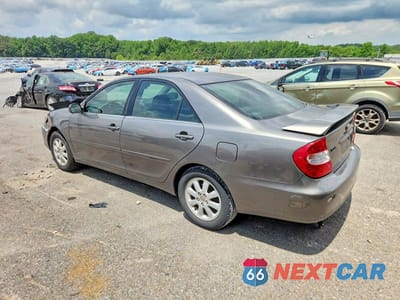 Drugie zdjęcie samochodu z przodu: 2004 TOYOTA CAMRY SE VIN:4T1BA32K34U015057 - miniatura