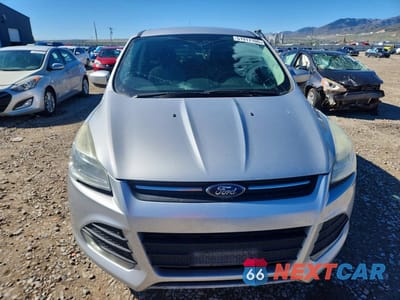 Piąte zdjęcie samochodu w środku: 2015 FORD ESCAPE SE VIN:1FMCU9G96FUA81481 - miniatura