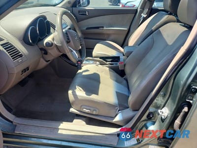 Zdjęcie 7 z 12 samochodu: 2006 NISSAN ALTIMA 2.5 VIN:1N4AL11DX6N426573 - miniatura