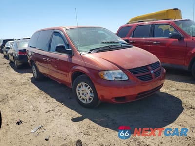 Czwarte zdjęcie samochodu z boku: 2005 DODGE GRAND CARAVAN SE VIN:2D4GP24R65R308742 - miniatura