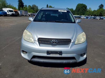 Piąte zdjęcie samochodu w środku: 2006 TOYOTA COROLLA MATRIX XR VIN:2T1KR30E26C588803 - miniatura