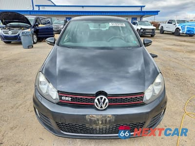 Piąte zdjęcie samochodu w środku: 2010 VOLKSWAGEN GTI VIN:WVWGD7AJ8AW236364 - miniatura