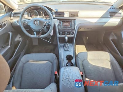 Zdjęcie 8 z 12 samochodu: 2017 VOLKSWAGEN PASSAT S VIN:1VWAT7A35HC015565 - miniatura