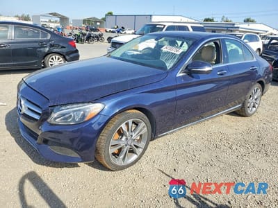 2015 MERCEDES-BENZ C 300 4MATIC 55SWF4KB1FU019082 - główne zdjęcie licytacji z USA - miniatura