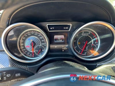 Piąte zdjęcie samochodu w środku: 2018 MERCEDES-BENZ GLS 63 AMG 4MATIC VIN:4JGDF7FE8JA999812 - miniatura