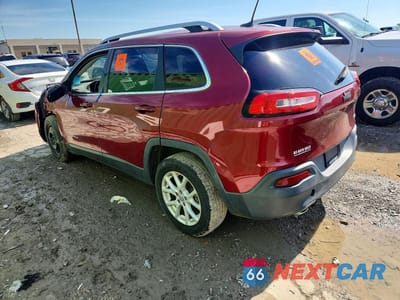 Drugie zdjęcie samochodu z przodu: 2016 JEEP CHEROKEE LATITUDE VIN:1C4PJLCB1GW284255 - miniatura