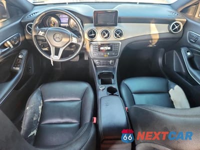 Zdjęcie 8 z 12 samochodu: 2014 MERCEDES-BENZ CLA 250 4MATIC VIN:WDDSJ4GB9EN143226 - miniatura