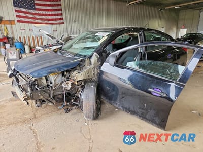 2013 NISSAN VERSA 1.6 S 3N1CN7AP5DL876710 - główne zdjęcie licytacji z USA - miniatura