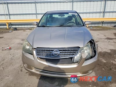 Piąte zdjęcie samochodu w środku: 2005 NISSAN ALTIMA 2.5 VIN:1N4AL11D95C240243 - miniatura