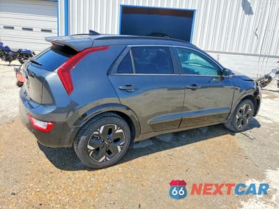 Trzecie zdjęcie samochodu z tyłu: 2024 KIA NIRO WIND VIN:KNDCR3L1XR5122051 - miniatura