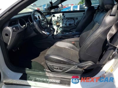 Zdjęcie 7 z 13 samochodu: 2020 FORD MUSTANG VIN:1FATP8UH7L5136887 - miniatura