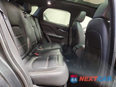Zdjęcie 11 z 13 samochodu: 2017 JAGUAR F-PACE PRESTIGE VIN:SADCK2BV4HA068002 - miniatura
