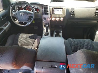 Zdjęcie 8 z 12 samochodu: 2010 TOYOTA TUNDRA DOUBLE CAB SR5 VIN:5TFUW5F11AX136451 - miniatura
