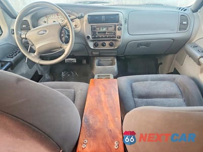 Zdjęcie 8 z 13 samochodu: 2003 FORD EXPLORER SPORT TRAC VIN:1FMZU67E23UB07141 - miniatura