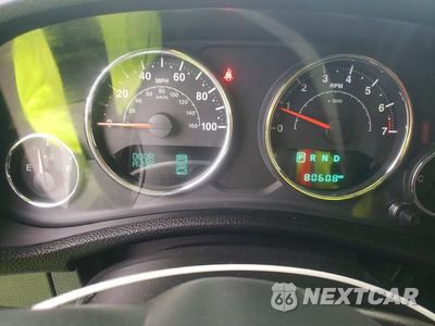 Zdjęcie 9 z 13 samochodu: 2014 JEEP WRANGLER SAHARA VIN:1C4GJWBG4EL326589 - miniatura
