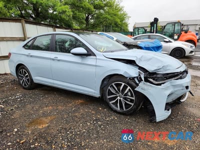 Czwarte zdjęcie samochodu z boku: 2026 VOLKSWAGEN JETTA SE VIN:3VW7W7BU7TM016815 - miniatura