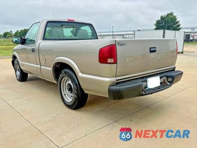Trzecie zdjęcie samochodu z tyłu: 1998 CHEVROLET S TRUCK S10 VIN:1GCCS14X9W8201961 - miniatura