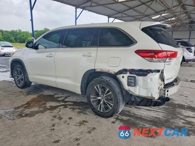 Drugie zdjęcie samochodu z przodu: 2017 TOYOTA HIGHLANDER LE VIN:5TDZARFH0HS030730 - miniatura