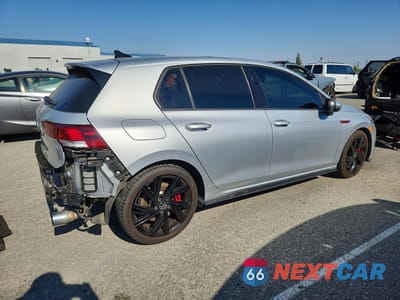 Trzecie zdjęcie samochodu z tyłu: 2023 VOLKSWAGEN GTI SE VIN:WVW3A7CD9PW175873 - miniatura