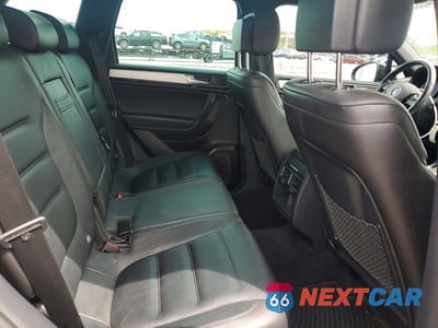 Zdjęcie 11 z 14 samochodu: 2017 VOLKSWAGEN TOUAREG WOLFSBURG VIN:WVGRF7BP3HD004584 - miniatura